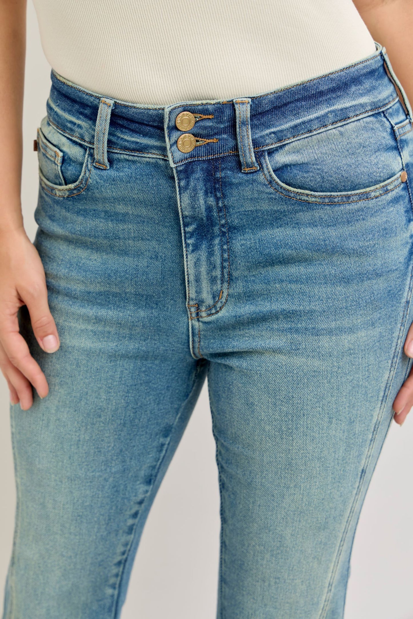 Judy Blue Jeans Denim HW Vintage Wash Flare