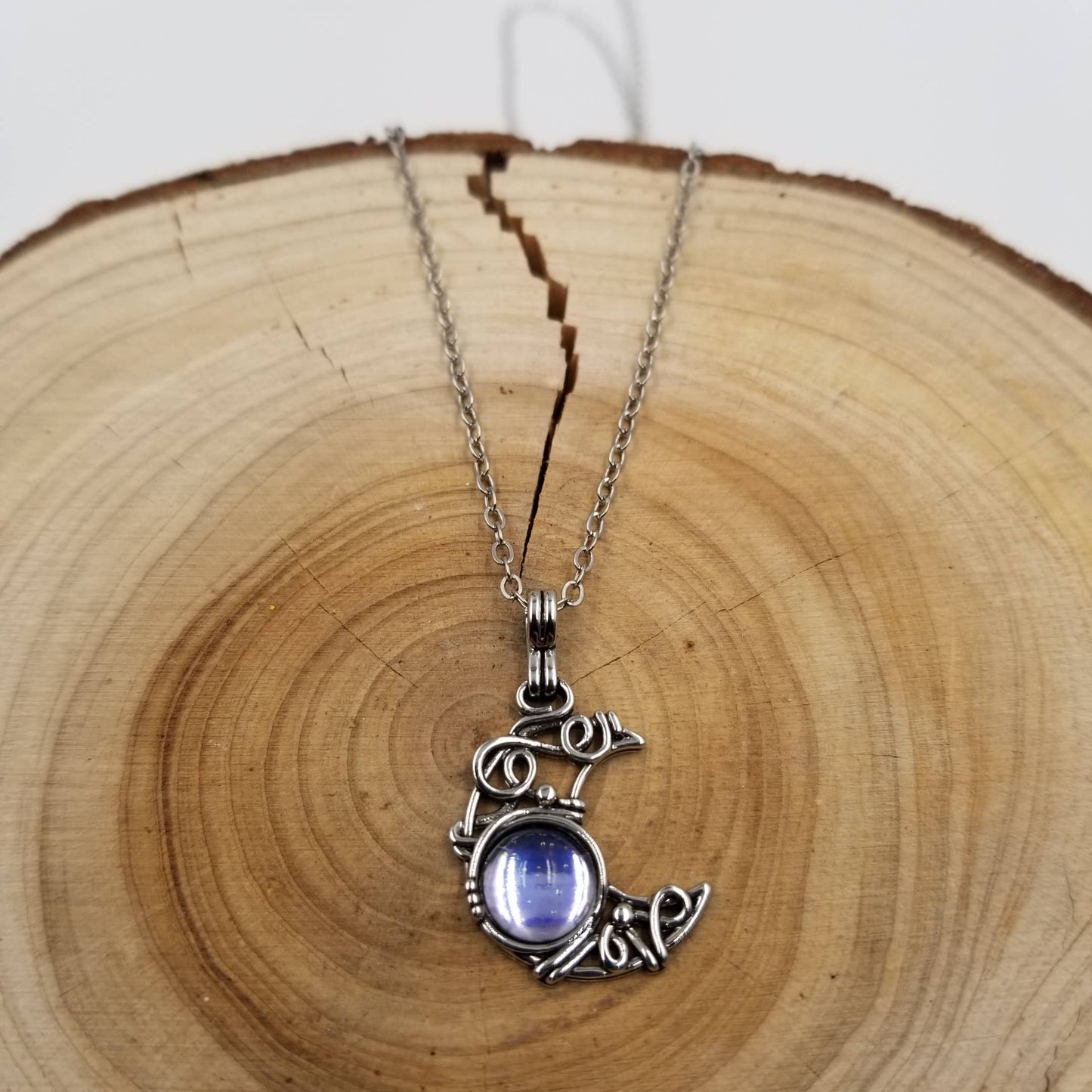 Vintage Moonlight Stone Moon Necklace