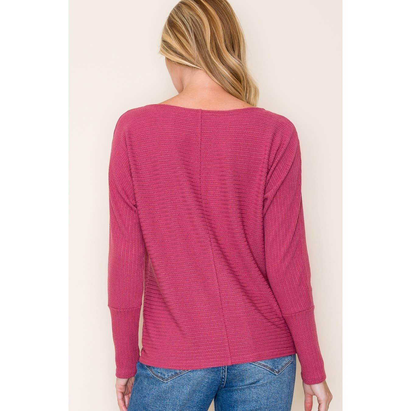 STACCATO BOAT NECK LONG DOLMAN SLEEVE TEXTURED KNIT TOP
