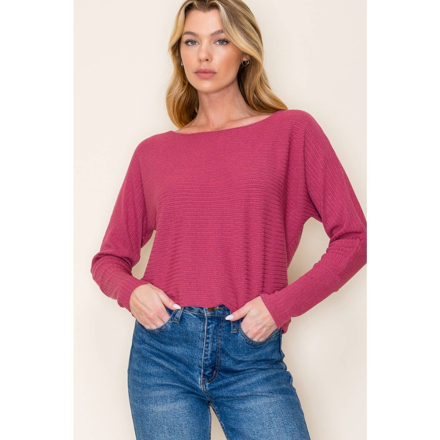 STACCATO BOAT NECK LONG DOLMAN SLEEVE TEXTURED KNIT TOP