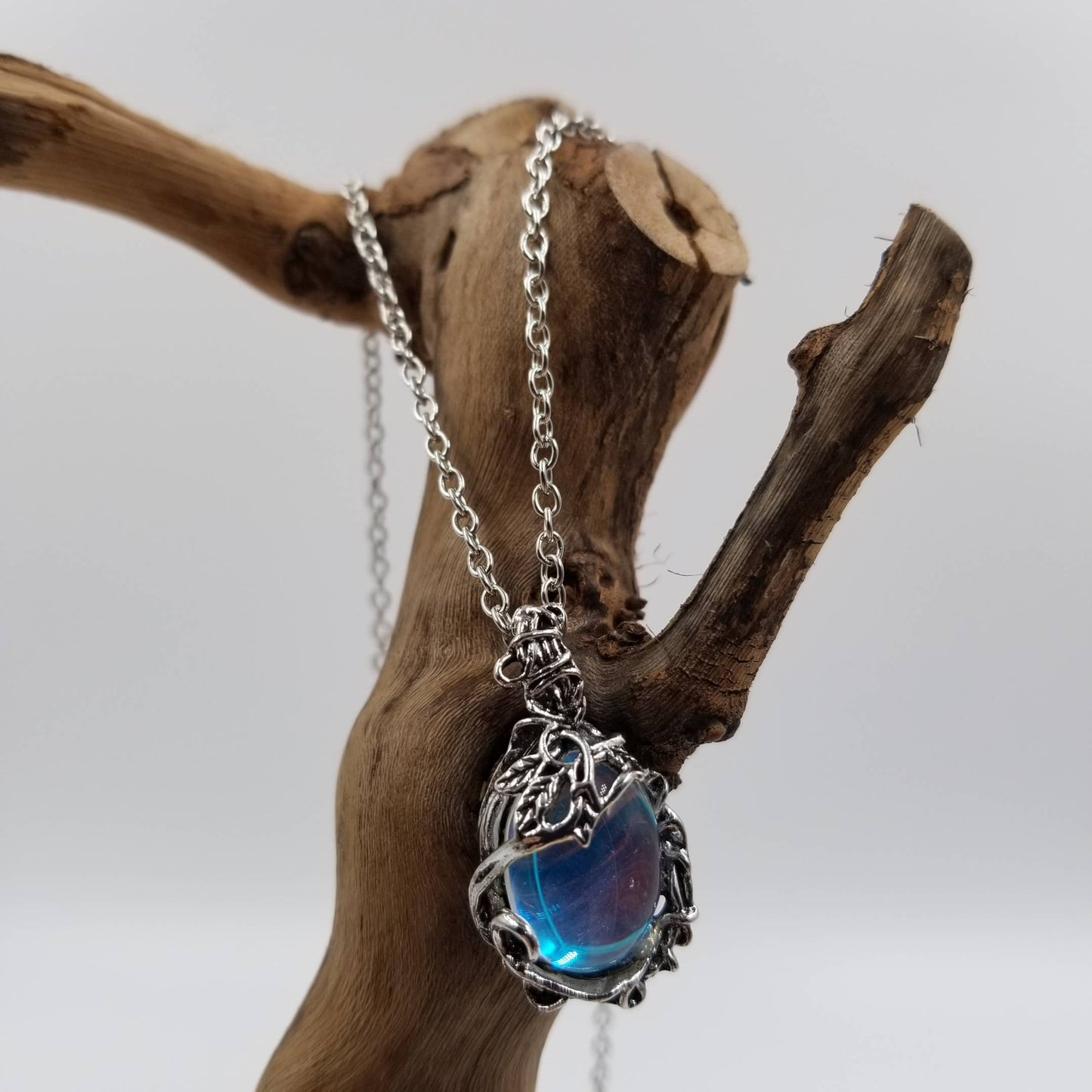 Vintage Moonlight Stone Necklace