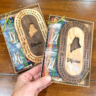 US States Mini Travel Cribbage Board Set with Custom Pegs