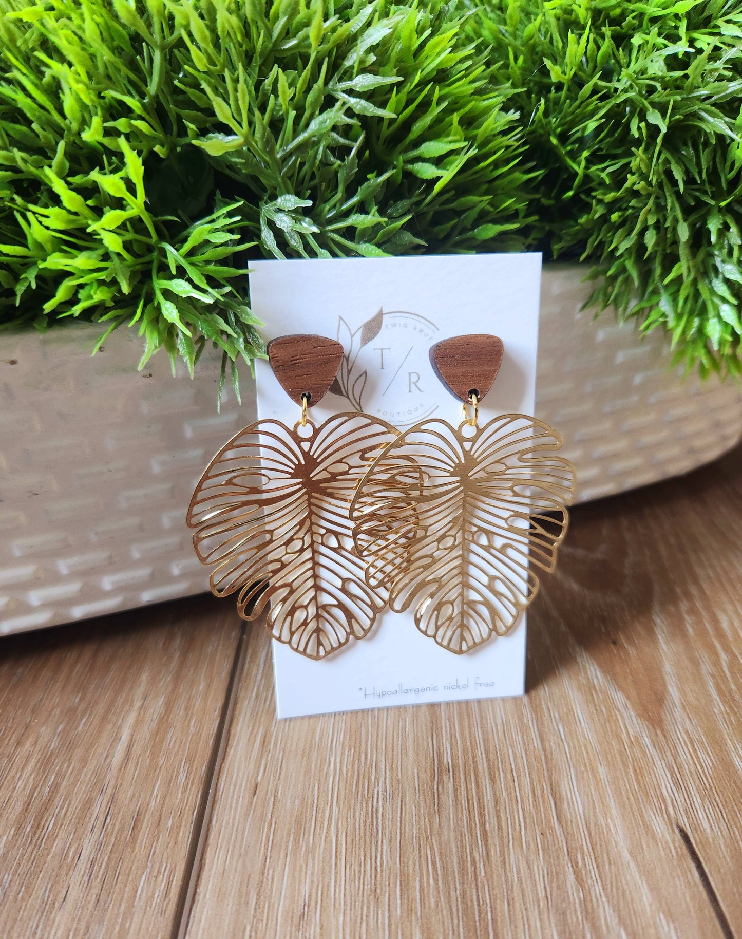 Monstera earrings