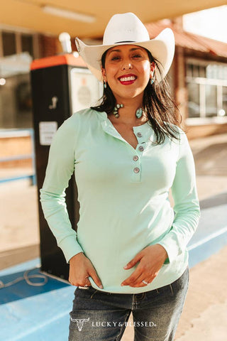 Mint Western Quarter Concho Button Long Sleeve Top