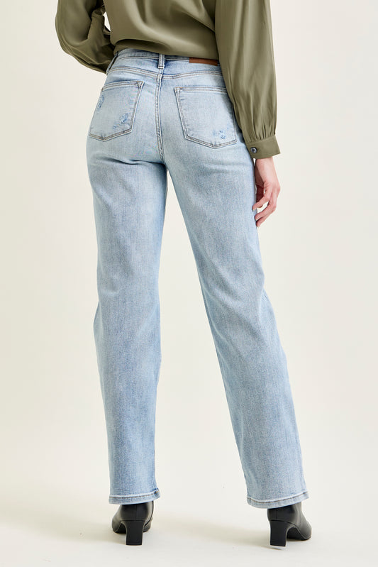 Judy Blue Light Wash Straight Leg Jeans