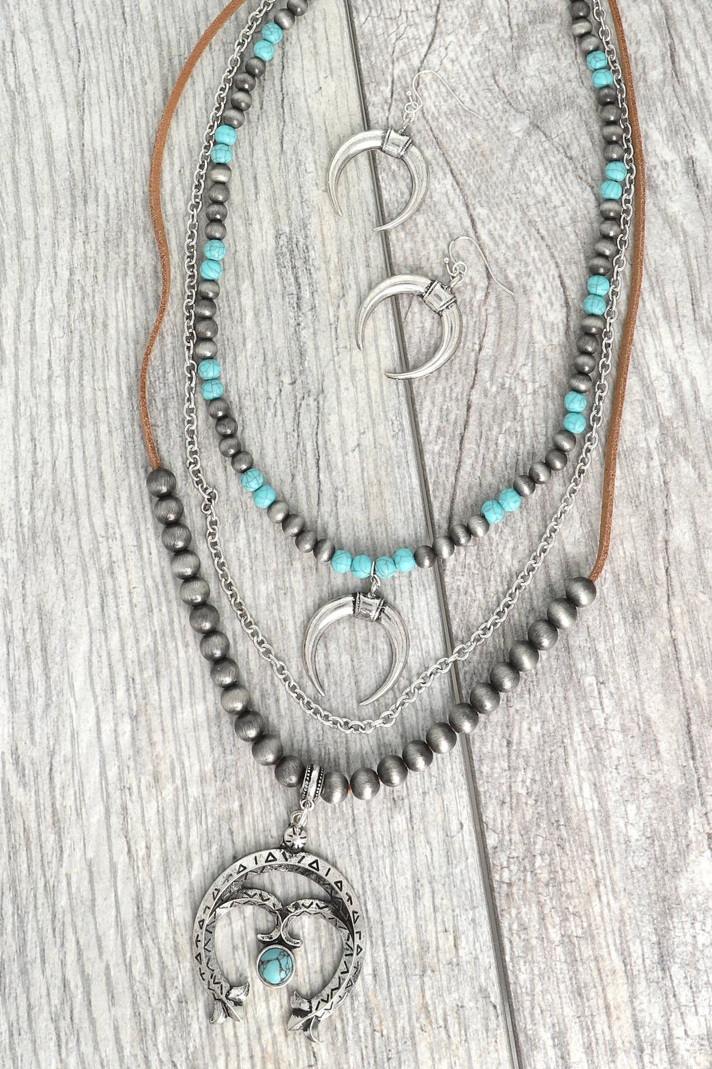 Western Navajo Pearl Squash Blossom Necklace Set