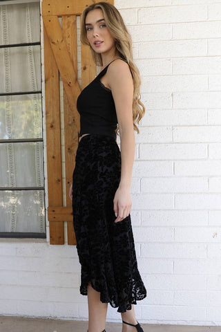 BURNOUT VELVET SIDE SLIT RUFFLE SKIRT