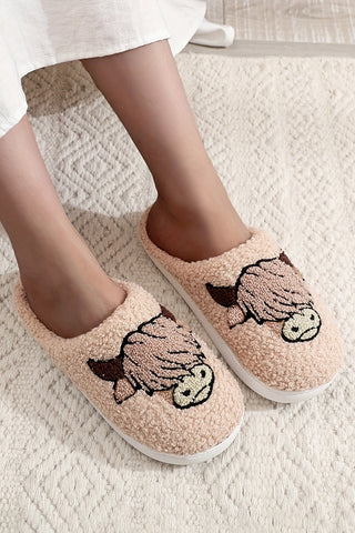 CLEARANCE Parchment Cartoon cow Animal Plush Slippers
