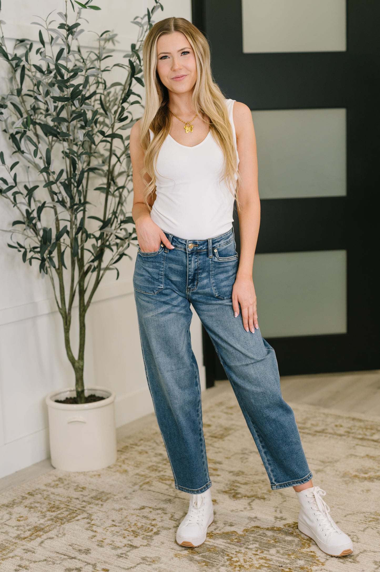 Judy Blue Jeans Bella High Waist Soft Barrel Stitch Thru Pocket