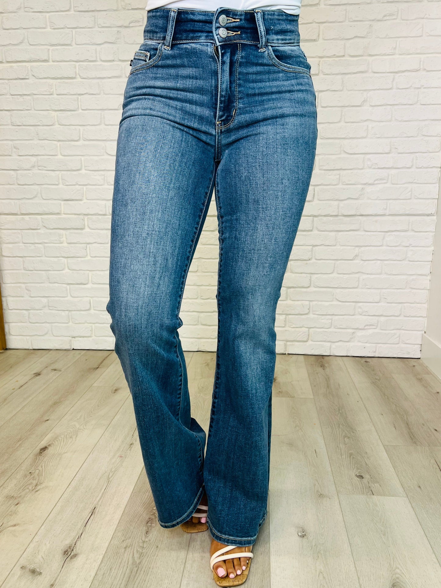 JUDY BLUE Ariana High Rise Double Button Waistband Flare Jeans at THE FAD
