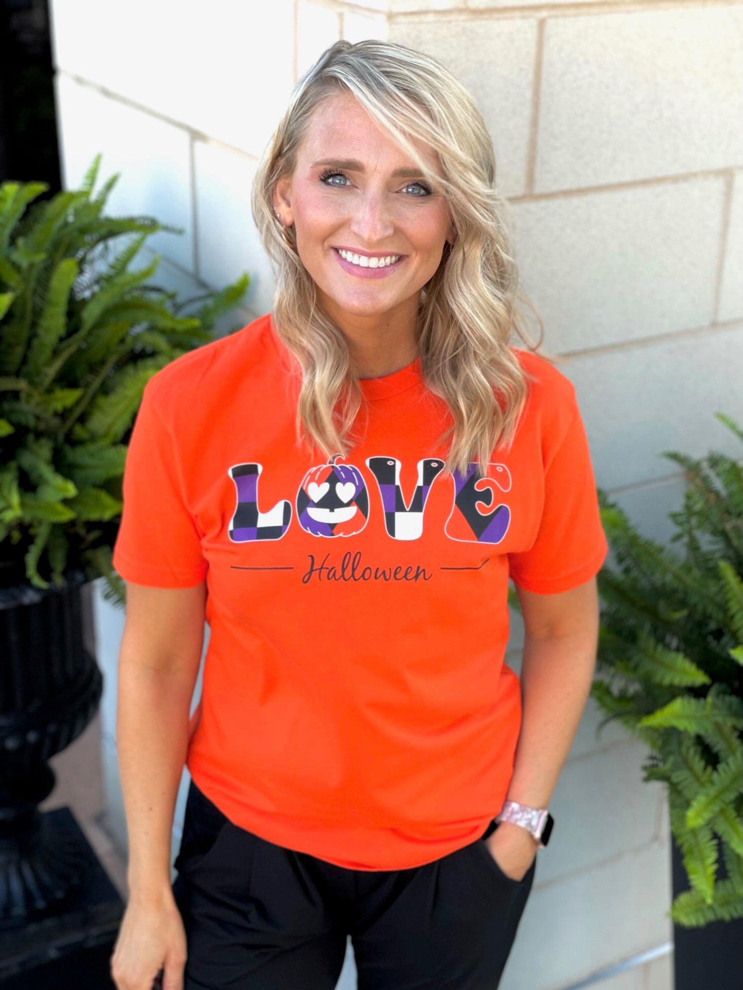 Love Halloween Tee