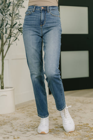 Judy Blue Izzie High Waist Straight Fit