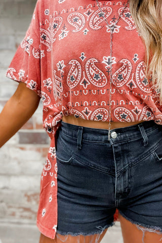 CLEARANCE Paisley Print Side Slits Crew Neck T Shirt
