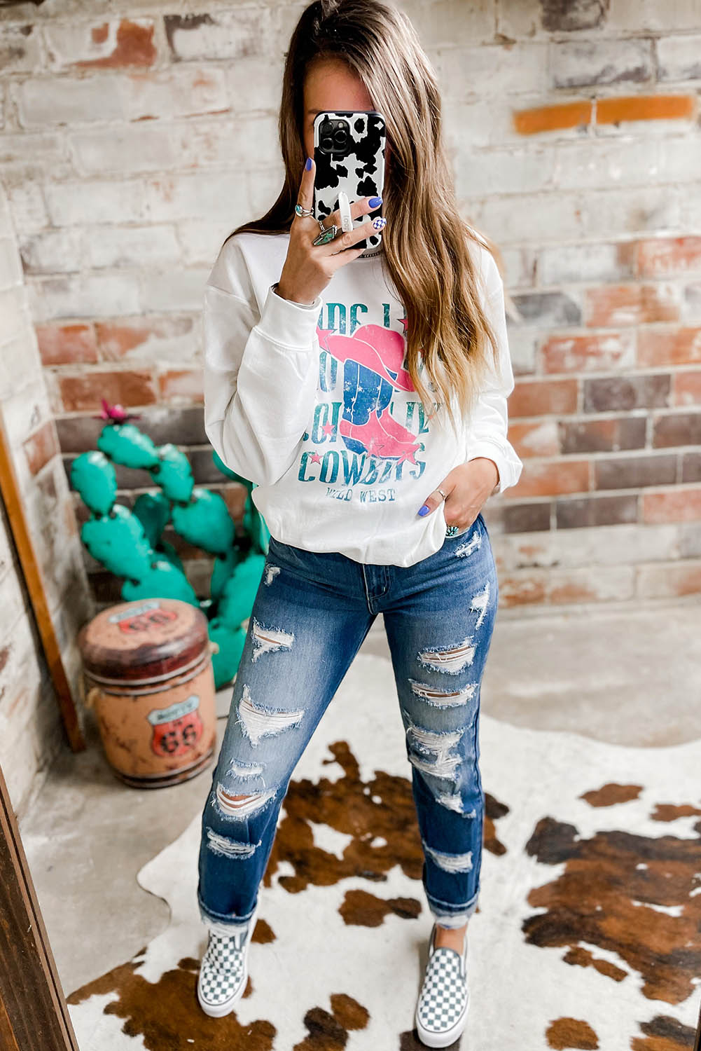 White LONG LIVE COWBOY WILD WEST Graphic Sweatshirt