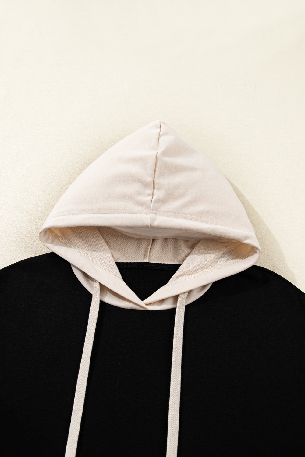 Black Contrast Trim Kangaroo Pocket Hoodie