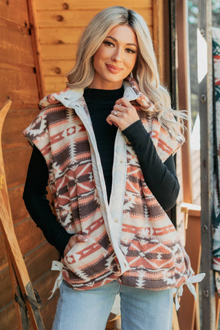 Multicolor Geometric Aztec Print Fleece Metal Button Placket Shift Silhouette Vest