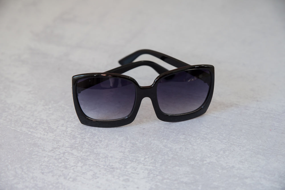 The Megan Sunglasses in Black