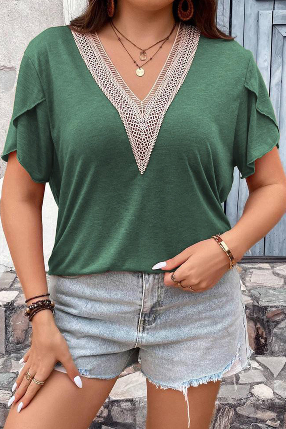 Green Plus Size Contrast V Neck Draped Sleeve Blouse