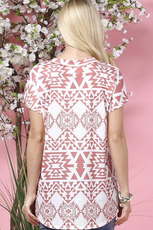 avery WILLA GEO PRINT BUTTON DOWN DETAIL V NECK KNIT TOP