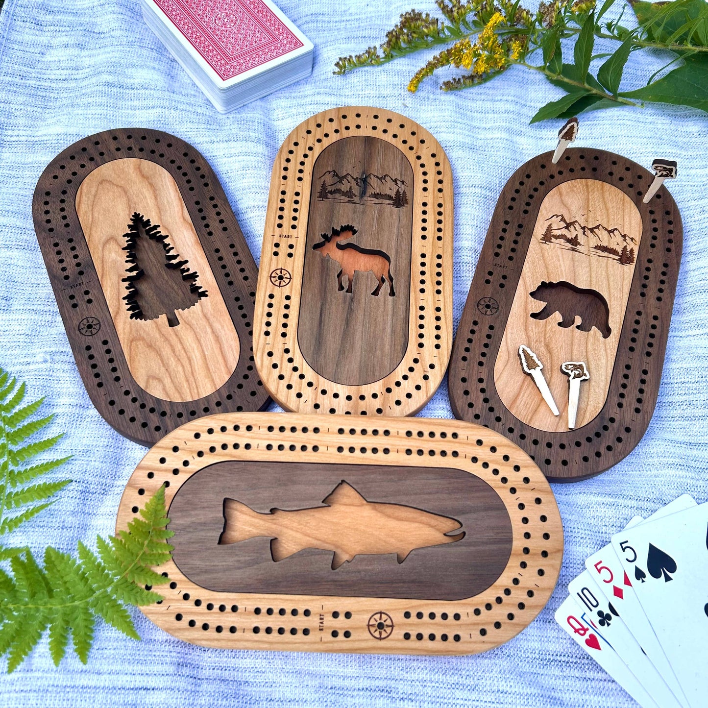 Wildlife Mini Travel Cribbage Board & Custom Pegs Set