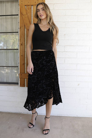 BURNOUT VELVET SIDE SLIT RUFFLE SKIRT