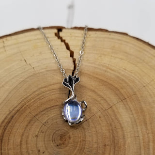 Vintage Flower Moonlight Stone Pendant Necklace